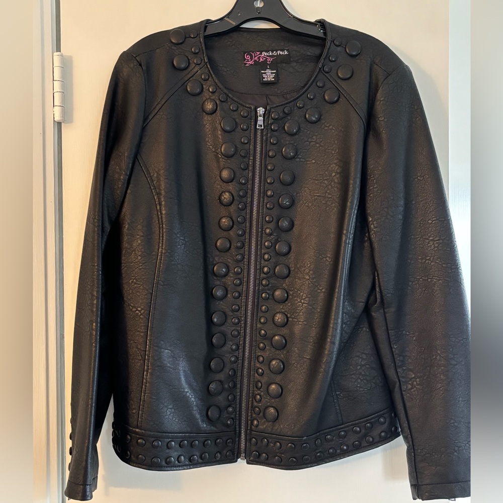 Peck & Peck faux leather jacket. Size large.